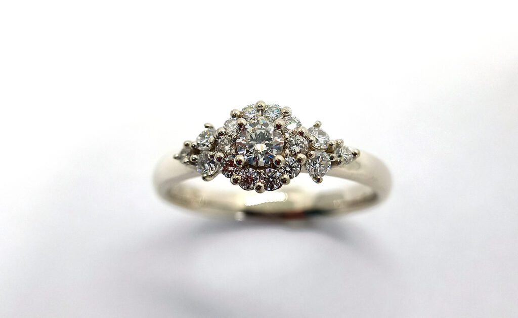 Gallery Image White Gold Diamond Ring